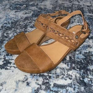 Tan Tommy Hilfiger "Jenesis" Cork Wedge Sandals - 6